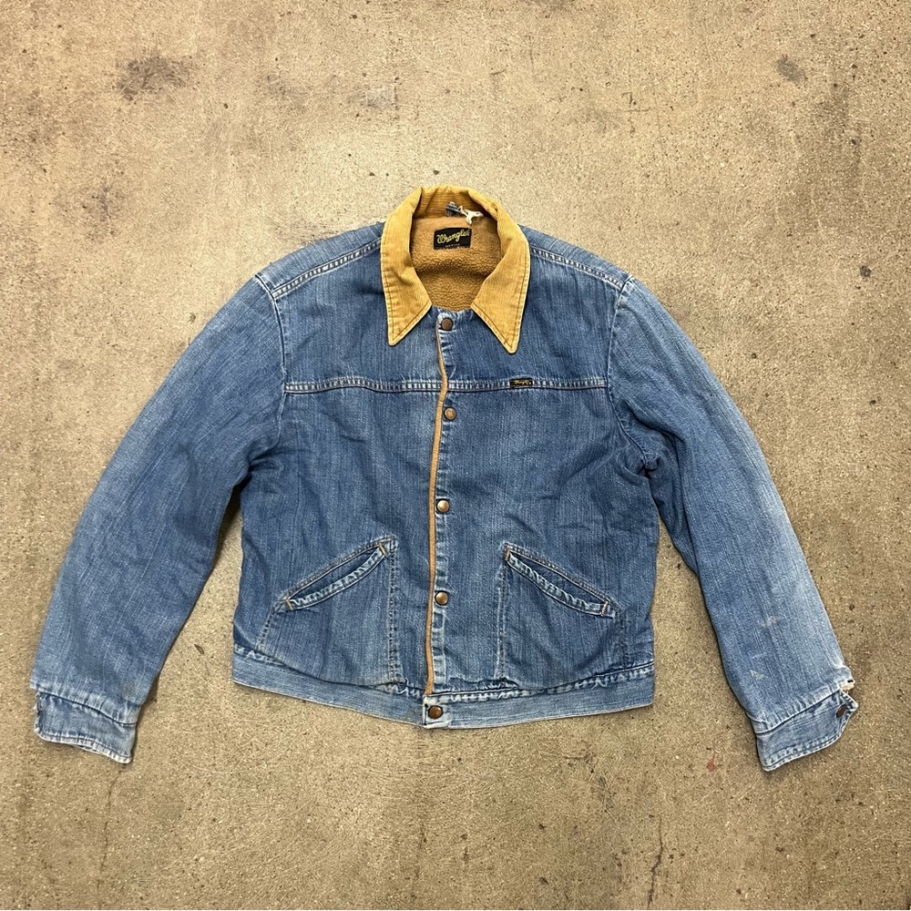 Vintage Wrangler Sherpa Lined Cropped Denim Jacket (M) (Made in USA 🇺🇸)